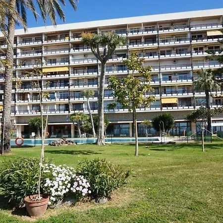 Castillo De Santa Clara Апартаменты *