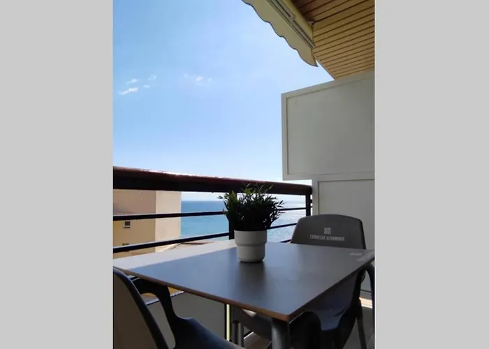 Castillo De Santa Clara